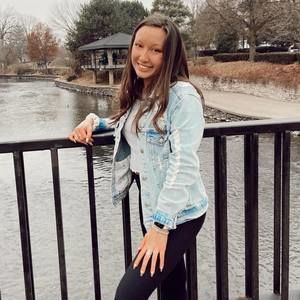 Meet your Posher, Sarah